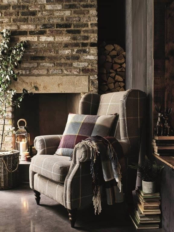 Add autumn colours to your rooms